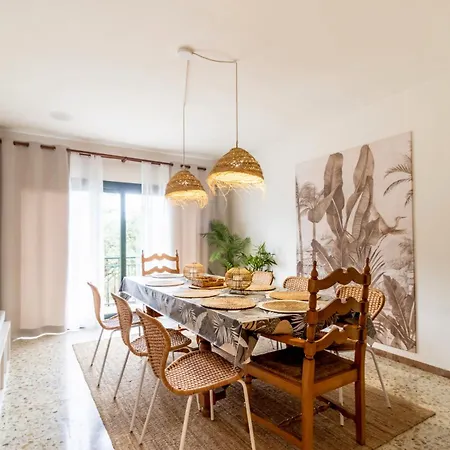Ca La Iaia Casa Con Piscina Y Jardin Girona